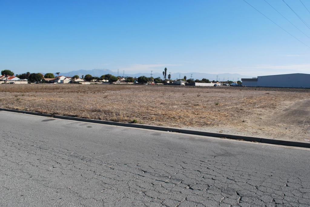 Huge Price Improvement!! Don't miss this rare chance to own a vacant lot with coveted Industrial Business Park (IBP) zoning. The property boasts a level terrain and convenient utility access. Nestled between Davis Road and N. Main Street, off West Rossi St, this approximately 1.3-acre parcel is a prime opportunity. Seize this exceptional opportunity for a valuable investment or development venture.