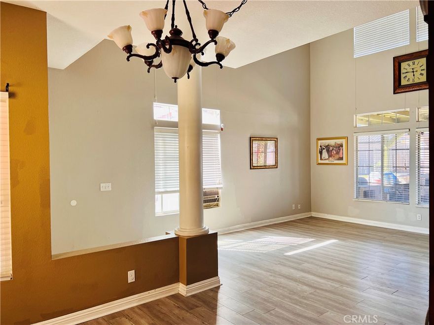 This home has 3 bedrooms 2 full bathrooms and 1 restroom,

Updated Kitchen,

beautiful landscape,

park near by,

All top quality appliances included,

ceiling fans,

Swap cooler,

bright open floor plan,

recessed lights,

fenced backyard,

outdoor cooking, lighting and gazebo,

dogs under 8 pounds welcome and a

home security