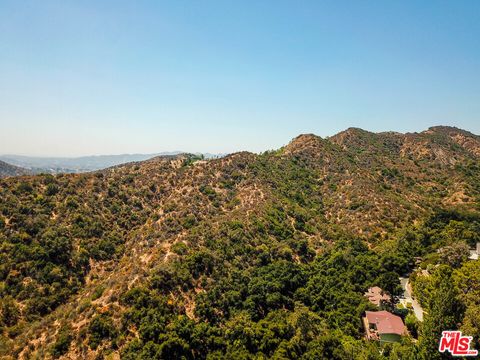 Photo of 0 Chevy Chase, Glendale, CA 91206 (MLS # 20621534)