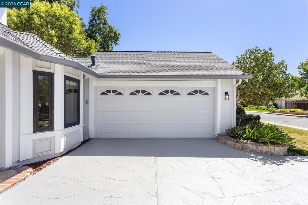 2407 Bay Meadows Cir