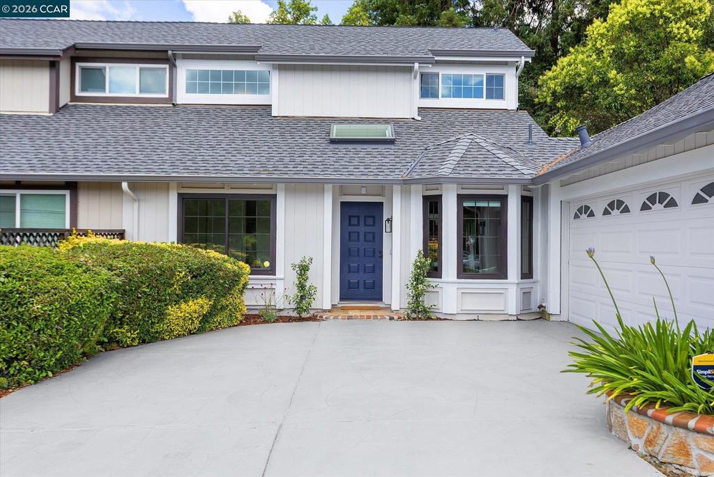 2407 Bay Meadows Cir