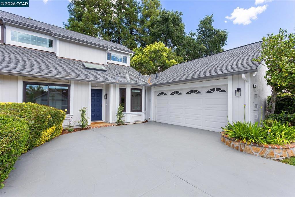 2407 Bay Meadows Cir