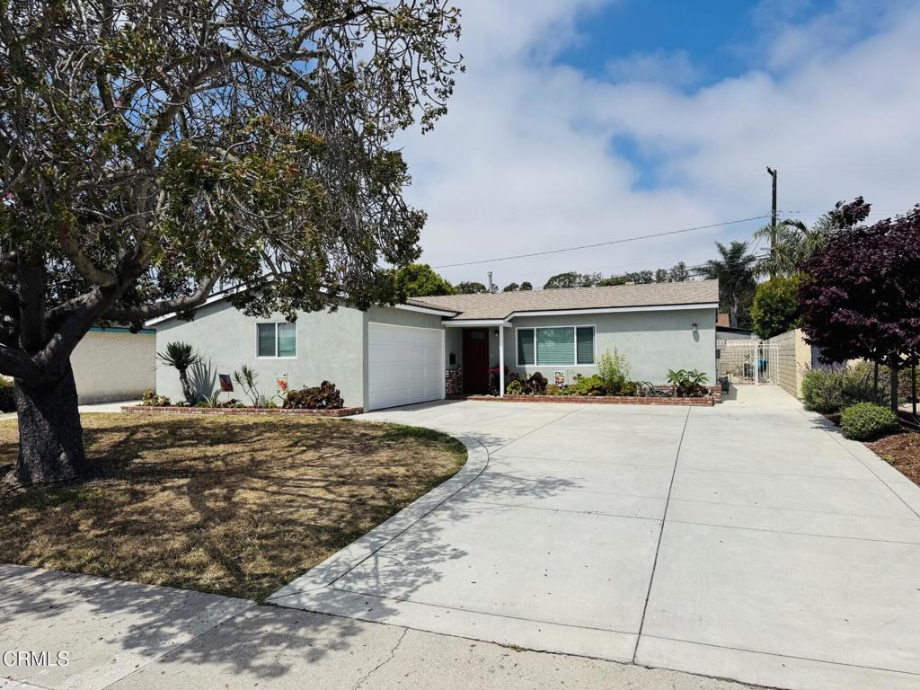 1123 N 6TH Street