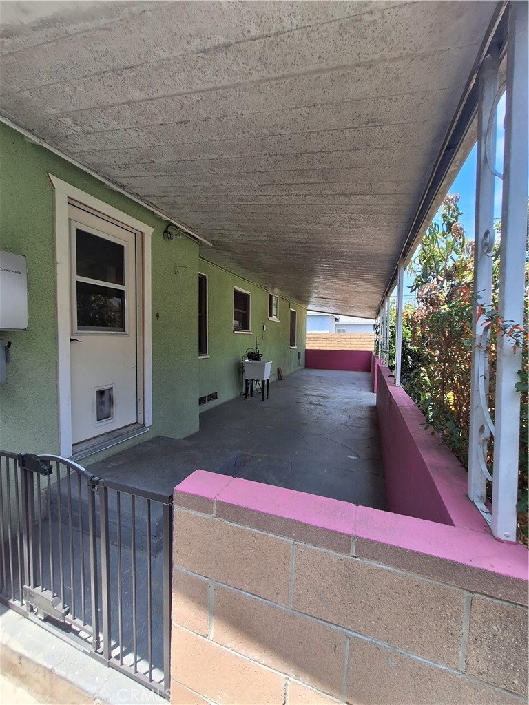 Lakewood Park/North of Del Amo (LND) - Residential