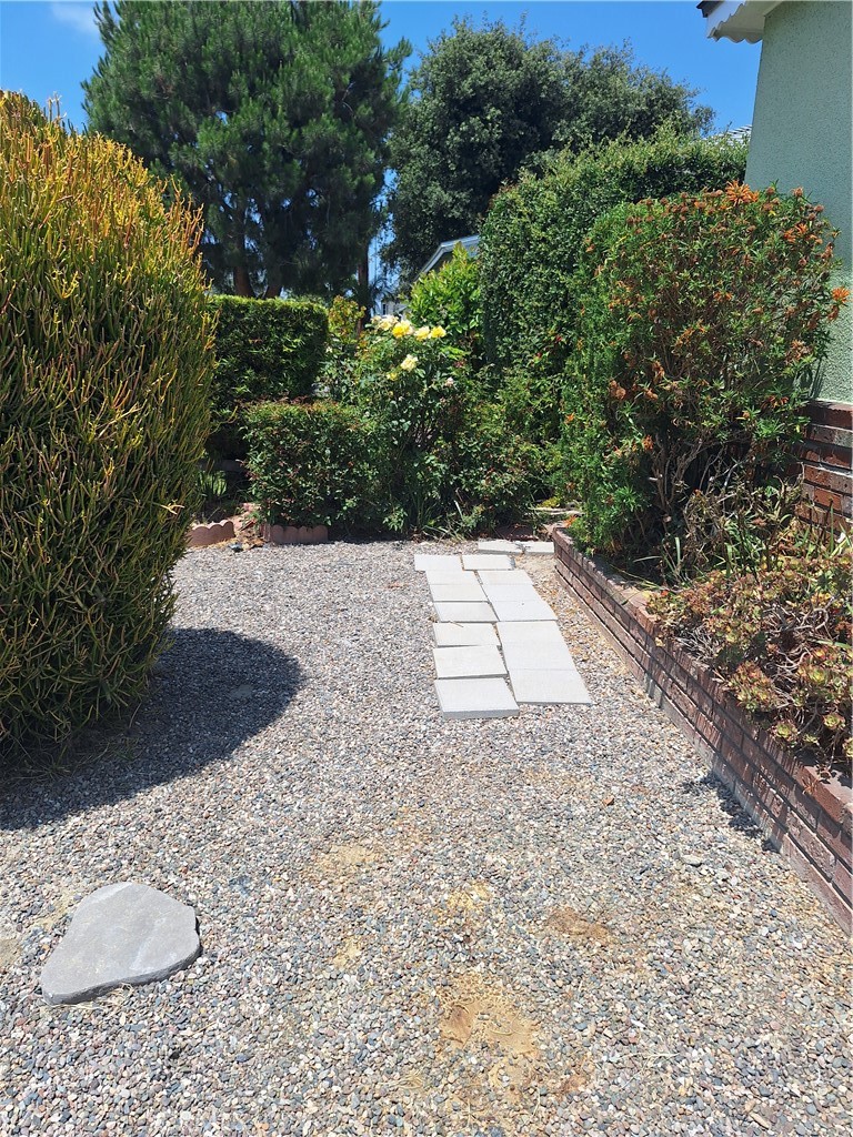 Lakewood Park/North of Del Amo (LND) - Residential