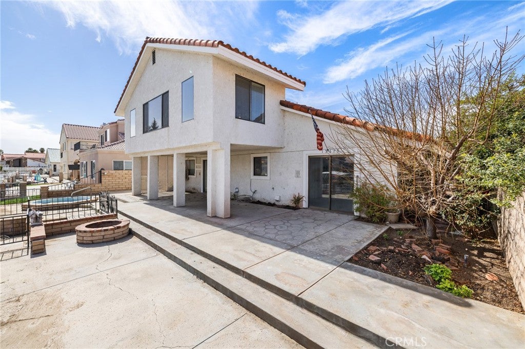 13615 Spring Valley Pkwy