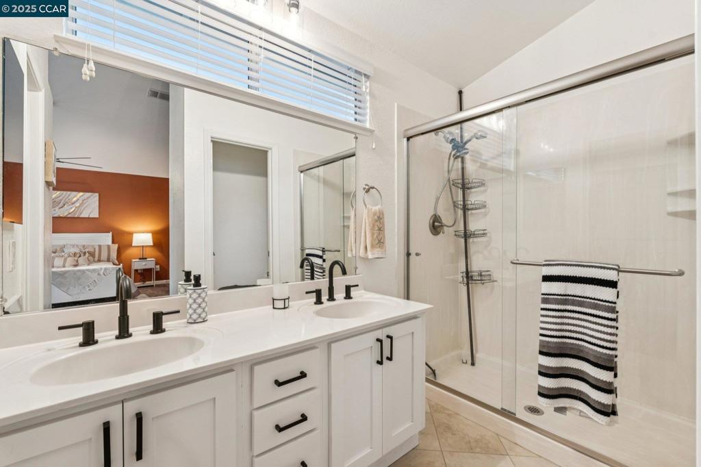 VACA VALLEY VILL - Residential