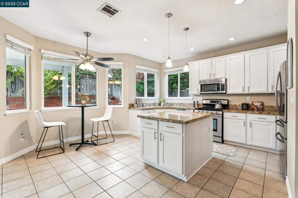 VACA VALLEY VILL - Residential