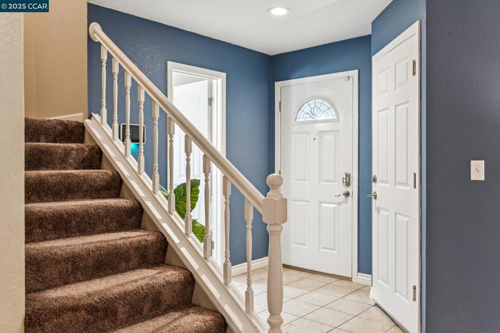 VACA VALLEY VILL - Residential