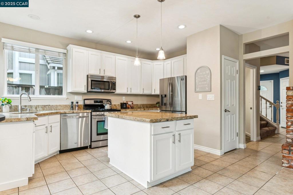 VACA VALLEY VILL - Residential