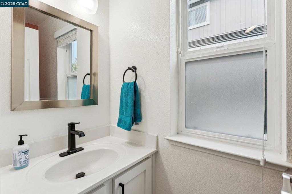 VACA VALLEY VILL - Residential