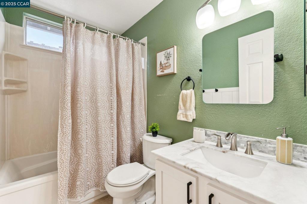 VACA VALLEY VILL - Residential