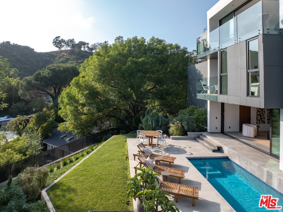2635 Hargrave Drive