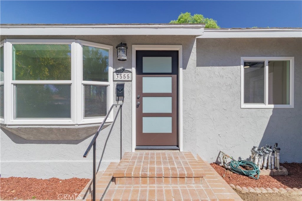 Photo of 3555 Ross ST, Riverside, CA 92503 (MLS # IG26216150)