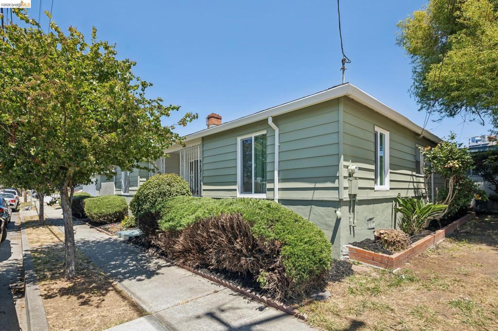 904 Wilson Avenue.