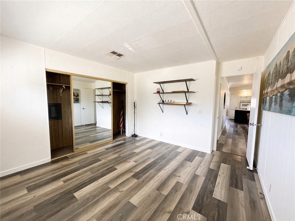 295 N Broadway 128