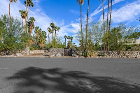 Tiny photo for 430 Patencio Road, Palm Springs, CA 92262 (MLS # 219150578PS)