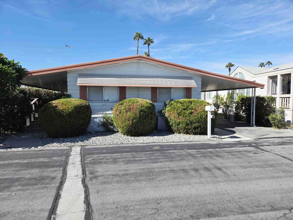 Royal Palms - Manufactured In Park