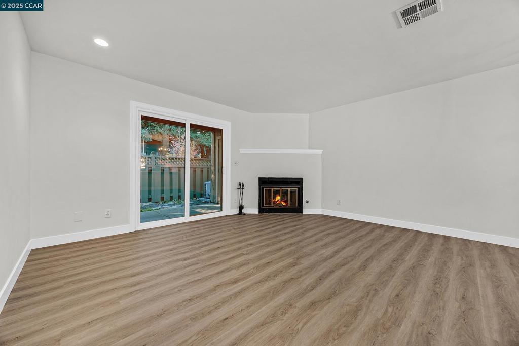 EASTGATE - Residential