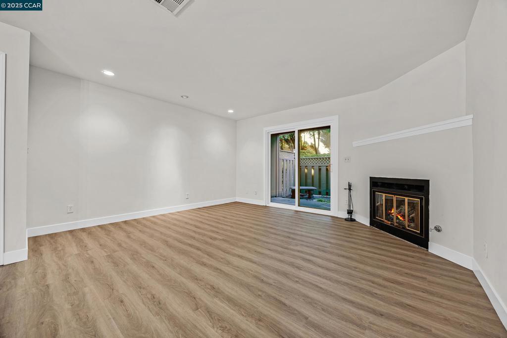 EASTGATE - Residential