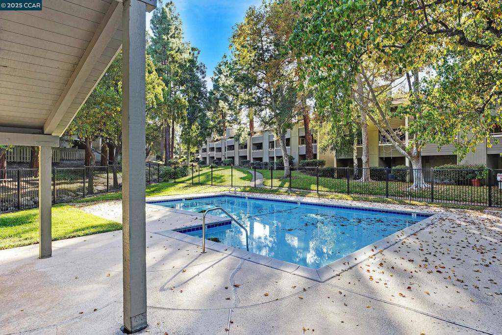 EASTGATE - Residential