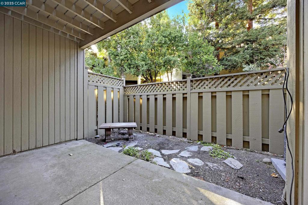 EASTGATE - Residential