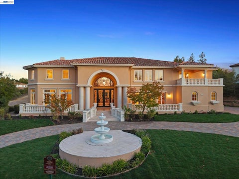 Photo of 1512 Germano Way Way, Pleasanton, CA 94566 (MLS # 41147803)