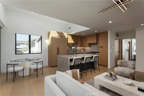 MLS: NP26102716