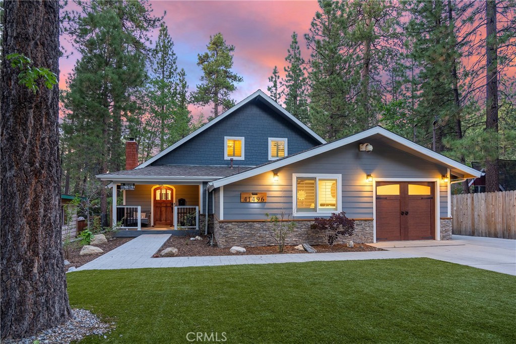 41496 Comstock Lane