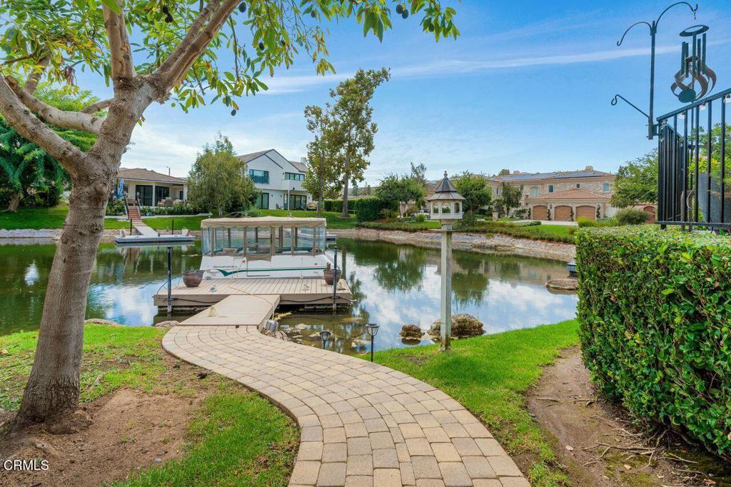 Westlake Island-711 - Residential