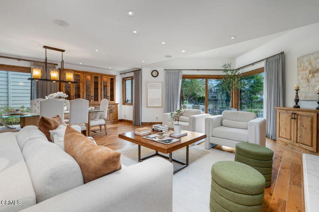 Westlake Island-711 - Residential