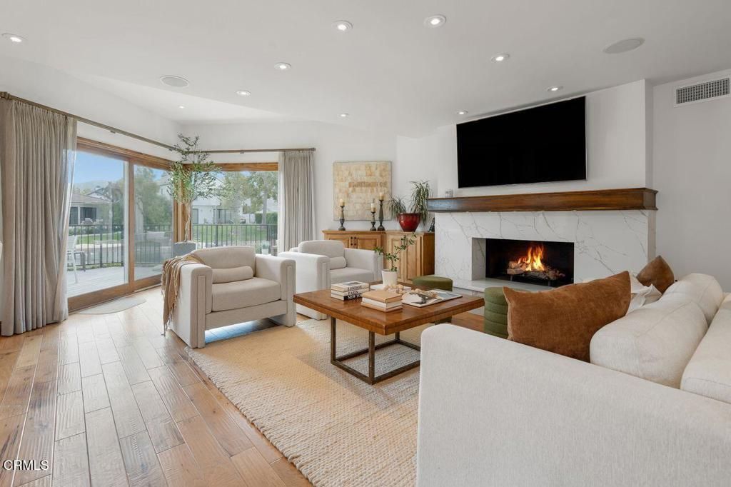 Photo of 4008 Mariner Circle, Westlake Village, CA 91361 (MLS # V1-32264)