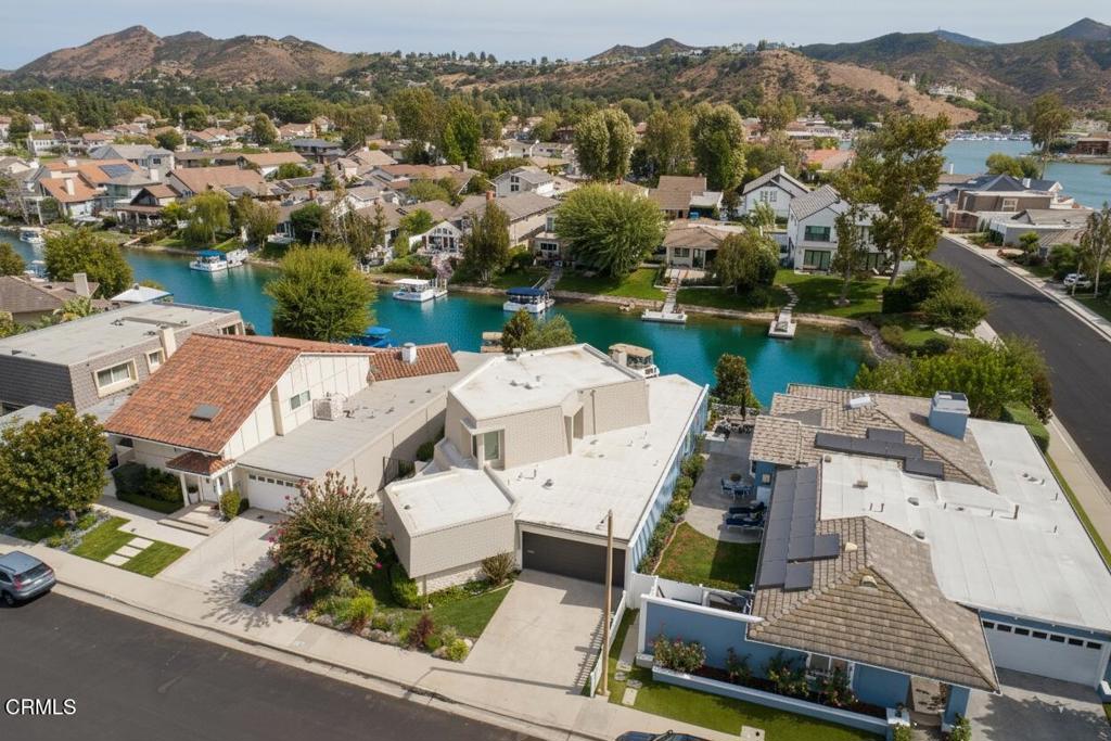Westlake Island-711 - Residential