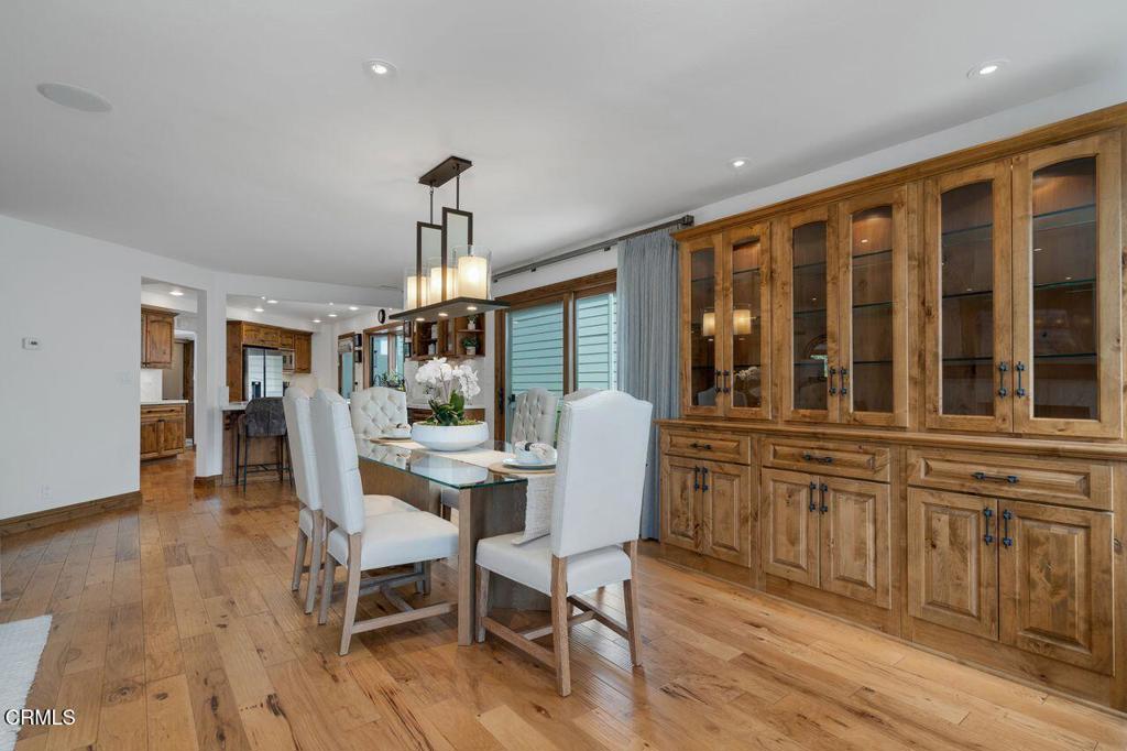 Westlake Island-711 - Residential