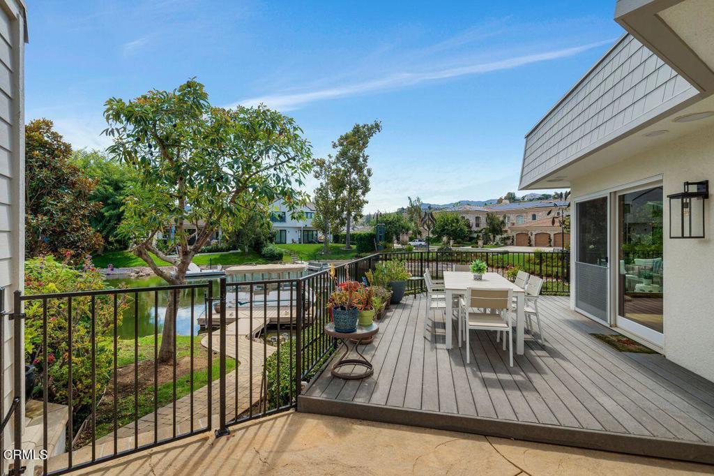 Westlake Island-711 - Residential