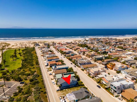 Tiny photo for 4834 Oceanaire Street, Oxnard, CA 93035 (MLS # V1-37211)