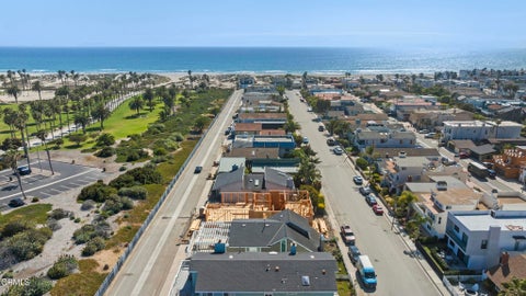 Tiny photo for 4834 Oceanaire Street, Oxnard, CA 93035 (MLS # V1-37211)