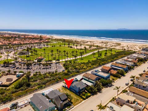 Tiny photo for 4834 Oceanaire Street, Oxnard, CA 93035 (MLS # V1-37211)