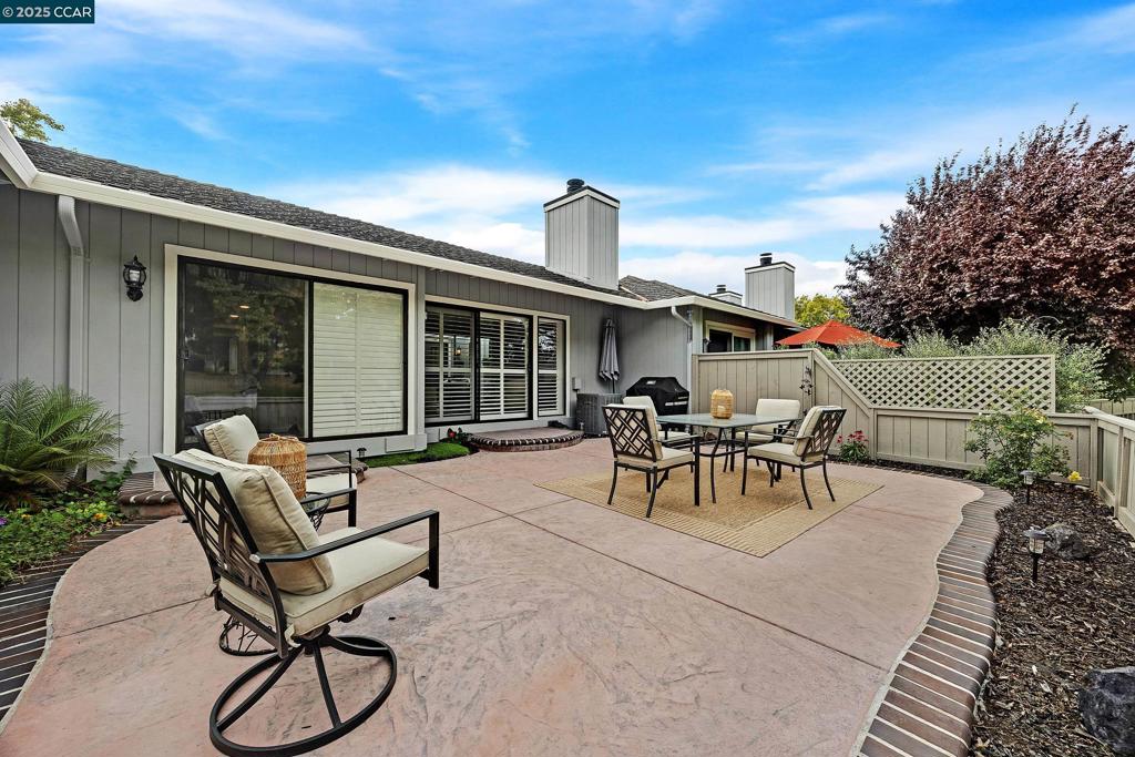 CROW CANYON C.C. - Residential