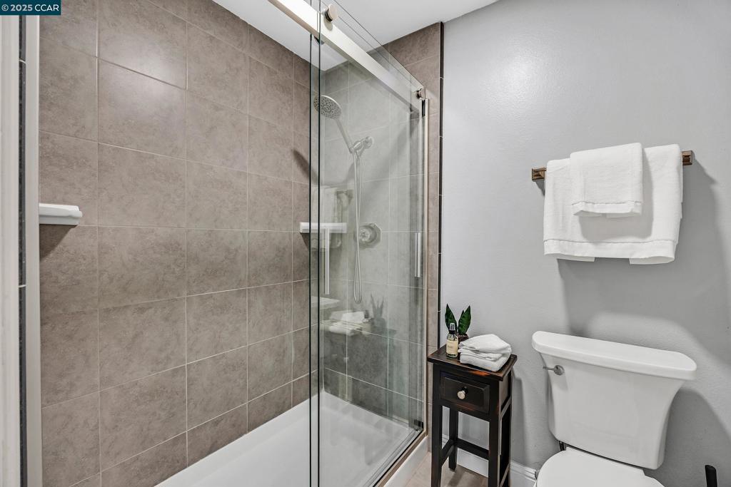 CROW CANYON C.C. - Residential