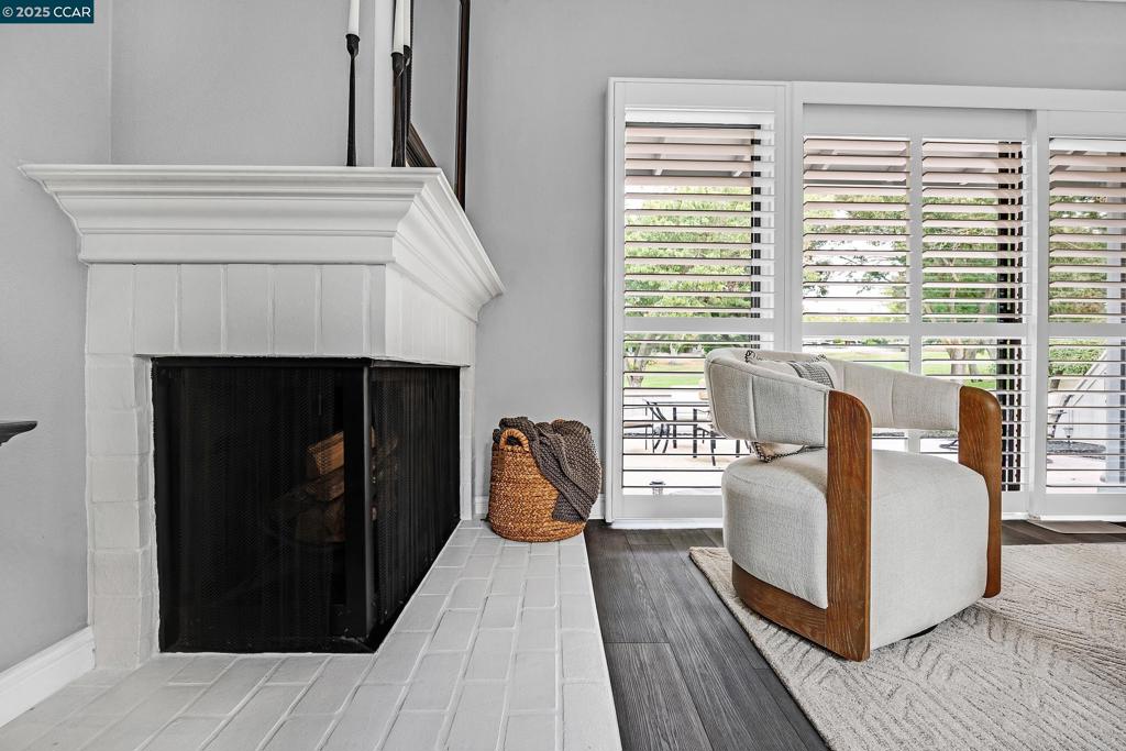 CROW CANYON C.C. - Residential