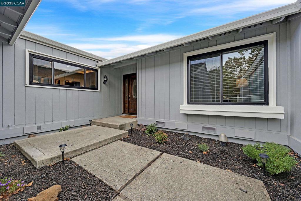 CROW CANYON C.C. - Residential