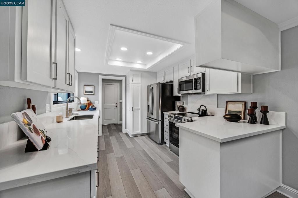 CROW CANYON C.C. - Residential