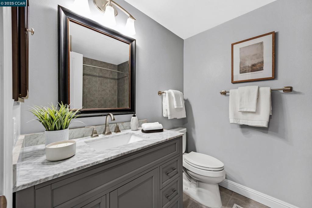 CROW CANYON C.C. - Residential