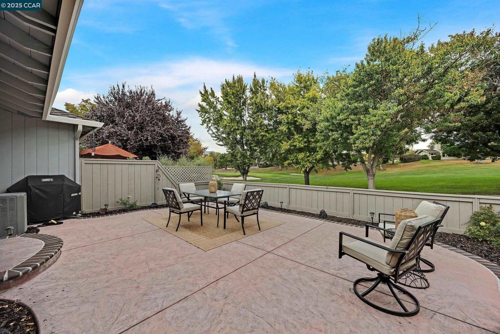 CROW CANYON C.C. - Residential