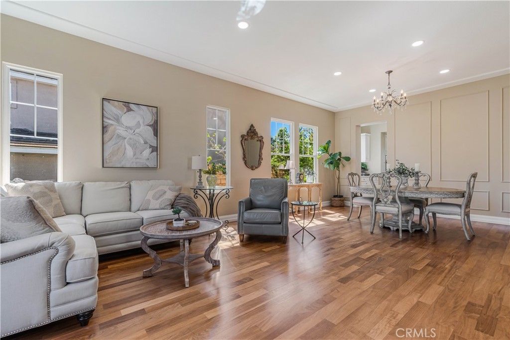 Photo of 1091 Via Rafael, Newbury Park, CA 91320 (MLS # SR26061995)