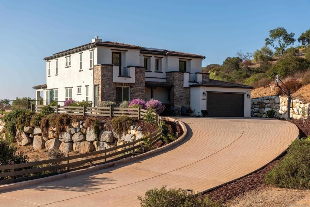 Photo of 14546 Highcrest Ct Ct, Poway, CA 92064 (MLS # 250040709SD)