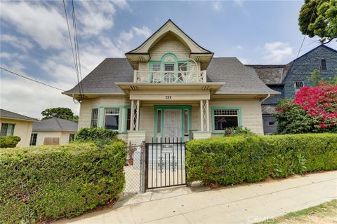 Photo of 723 E Kensington RD, Los Angeles, CA 90026 (MLS # WS26188470)