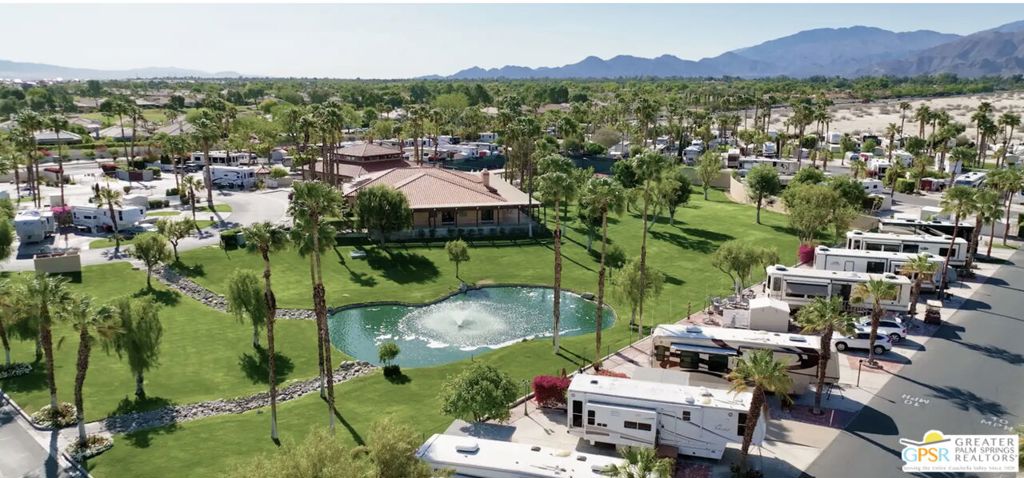 Desert Shadows Rv Re - Land