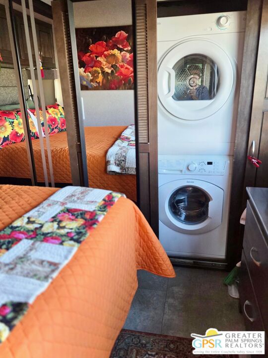 Desert Shadows Rv Re - Land